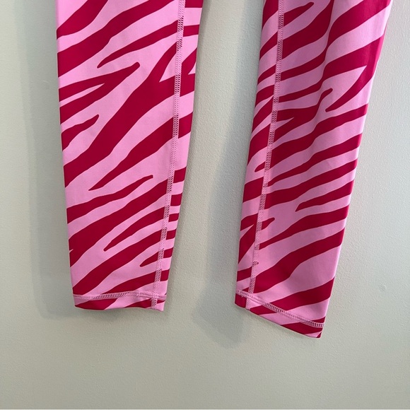 WILO Pink Animal Zebra Leggings L - Picture 6 of 8